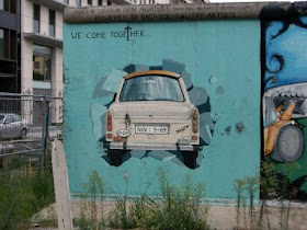  Trabant en el Muro de Berlin