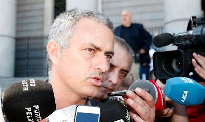 Mourinho attending the media after celebrates the 32nd League Championship
