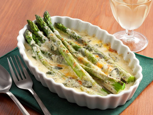 Gratin aux asperges et champignons 