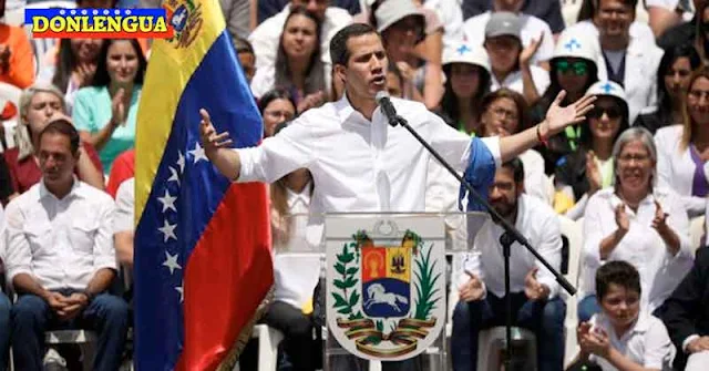 Juan Guaidó sube a la tarima para decir que Maduro no tiene ninguna legitimidad