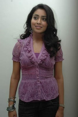 Hot and Sexy Actress Shreya New look images and Shriya Gallery