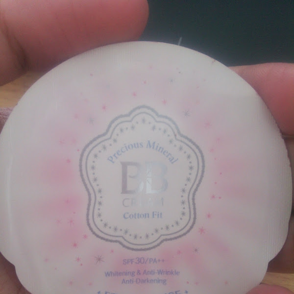 Review: Etude Precious Mineral BB Cream (Cotton Fit) 