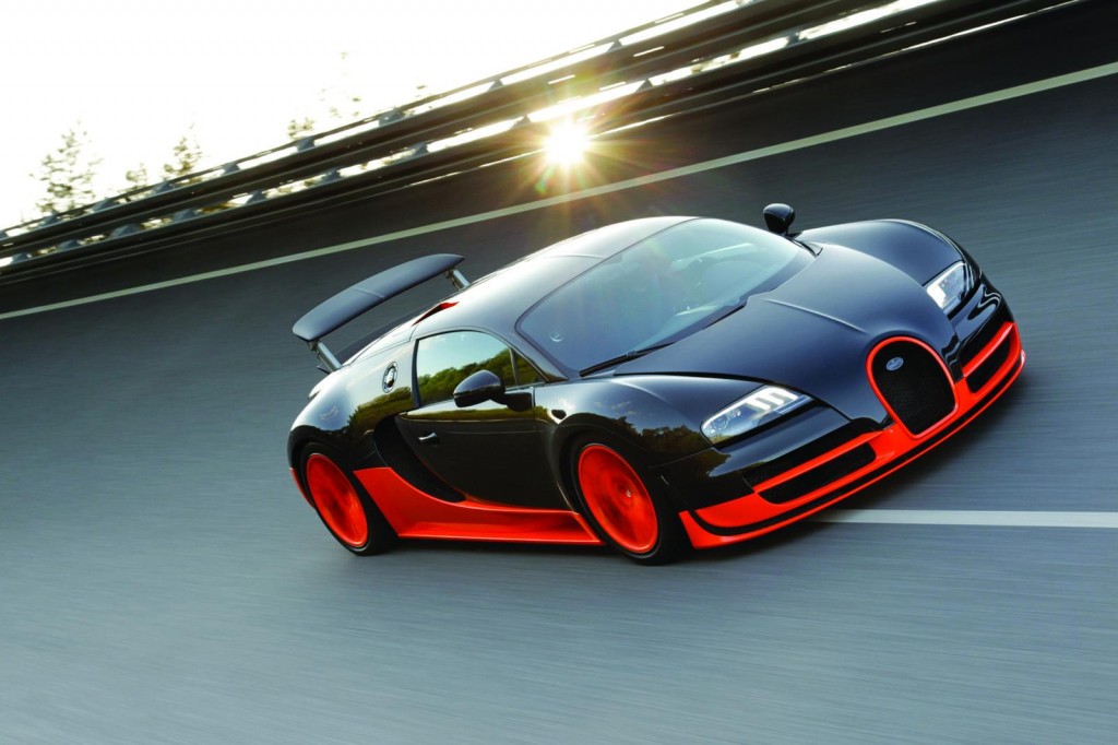Bugatti Veyron Breaks World Speed Record