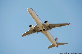 Embraer 190-195 / EC-KYO