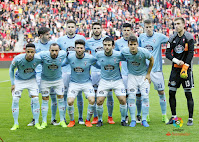 REAL CLUB CELTA DE VIGO - Vigo, Pontevedra, España - Temporada 2016-17 - Jozabed, Sergi Gómez, Fontás, Facundo Roncaglia, Señé y Rubén Blanco; Bongonda, Marcelo Díaz, Planas, Giuseppe Rossi y Radoja - REAL SPORTING DE GIJÓN 1 (Moi Gómez) REAL CLUB CELTA DE VIGO 1 (Iago Aspas) - 26/02/2017 - Liga de 1ª División, jornada 24 - Gijón, Asturias, estadio del Molinón - El Sporting desperdició múltiples ocasiones en la primera hora del partido. Luego, la salida de Iago Aspas y la expulsión de Meré hicieron que el Celta estuviese a punto de llevarse el encuentro, lo que habría ocurrido si el árbitro, Burgos Bengoechea, no hubiese anulado un gol de Planas por un fuera de juego inexistente