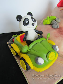 bolo panda de carro