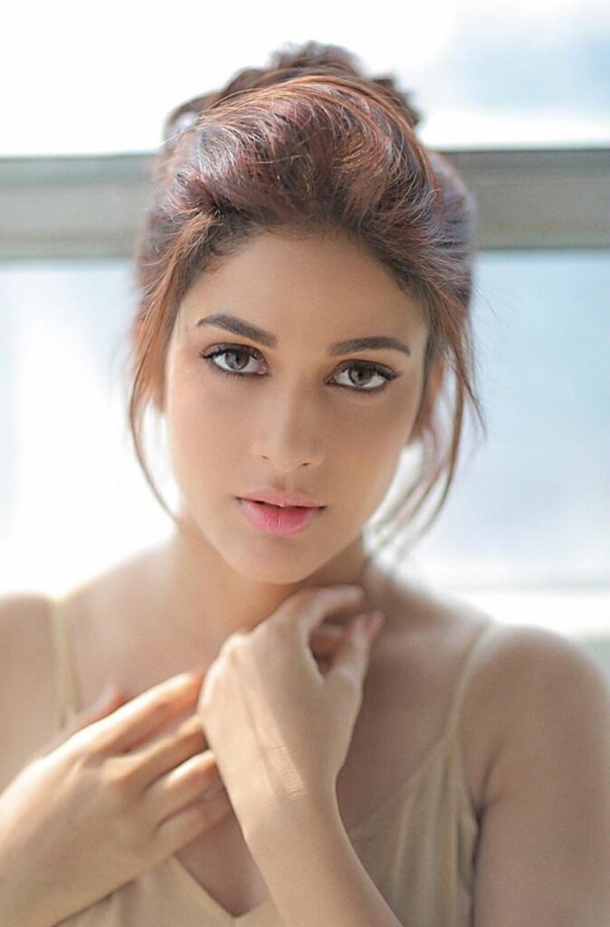 Actors Gallery: Lavanya Tripathi Sensuous Poses