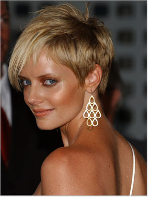 Hairstyle For Petite Women. dresses short hair styles for
