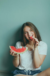 15 Manfaat Kesehatan dari Makan Semangka