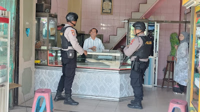 Personel Sat Samapta Polres Aceh Tamiang Laksanakan Patroli Dialogis Dalam Rangka Guantibmas