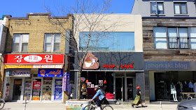 Poop-Cafe-Koreatown-Toronto