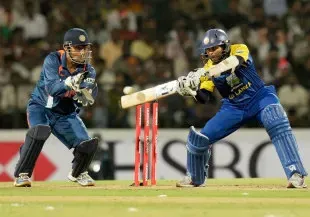 Tillakaratne Dilshan 123 - MS Dhoni 107 - India vs Sri Lanka 2nd ODI 2009 Highlights