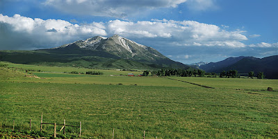 picture taken from http://www.cliffordross.com/images/mountain01.jpg