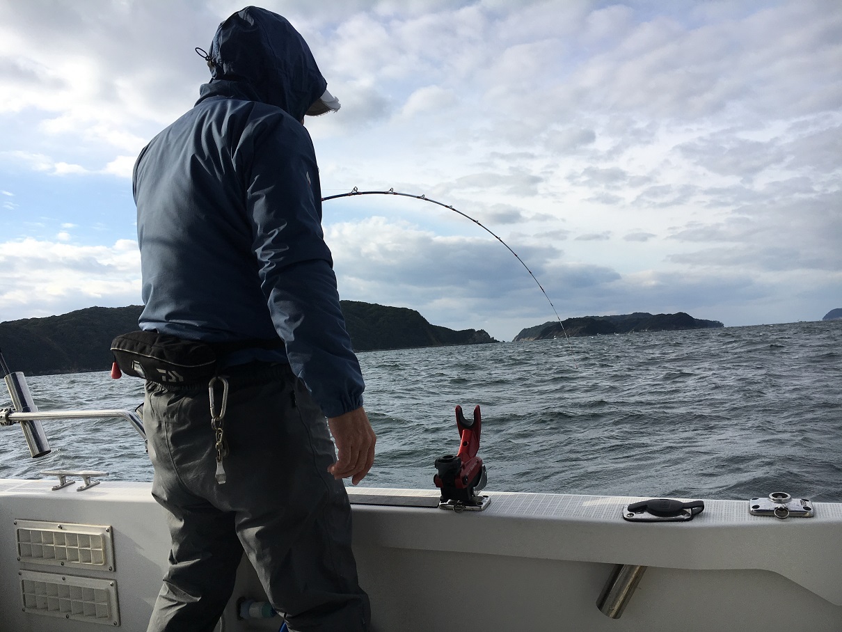 週末素人漁師の釣り記録 いよいよ冬本番か 寒いサバ釣り