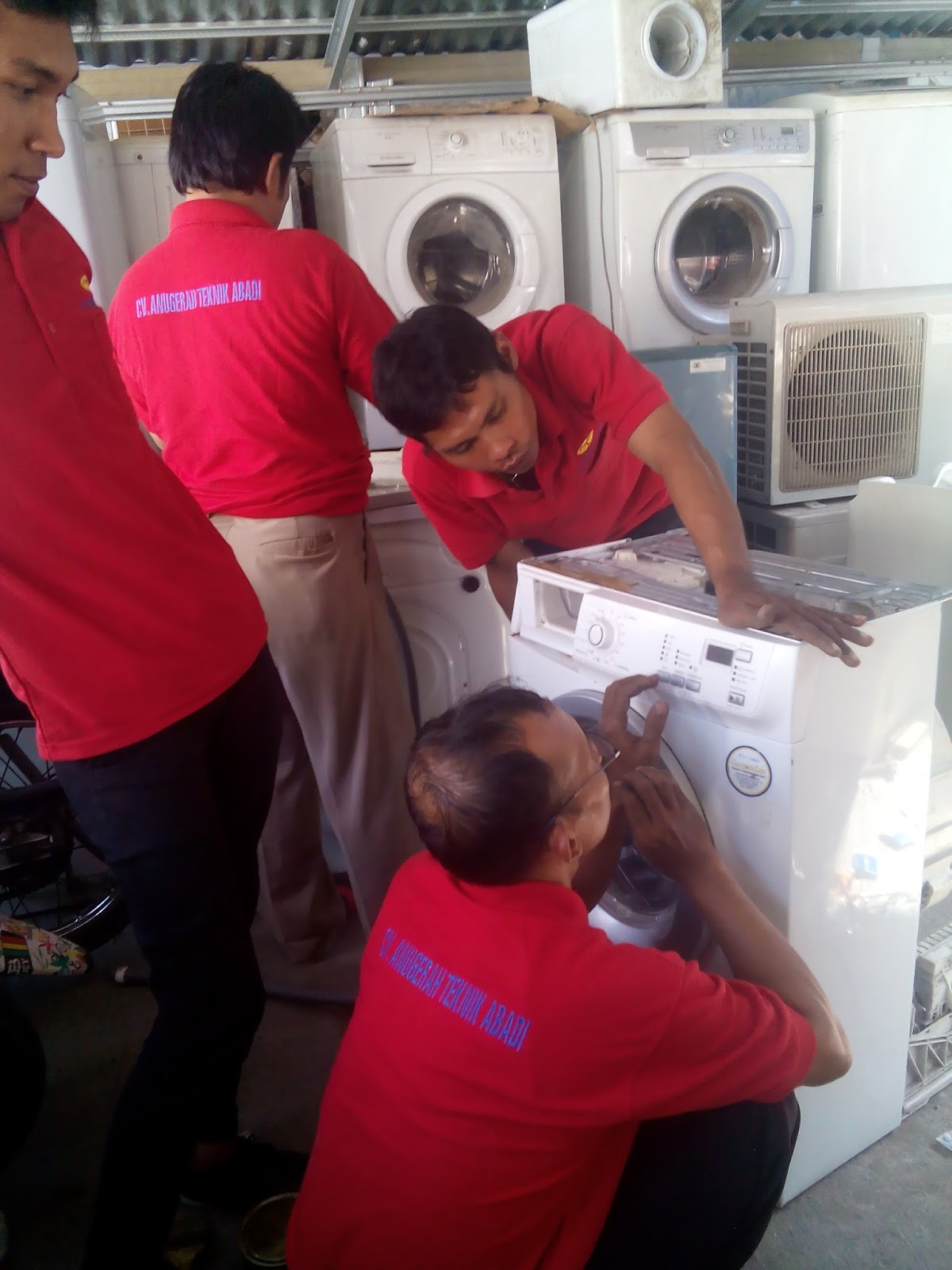 Service Mesin 

Cuci Surabaya