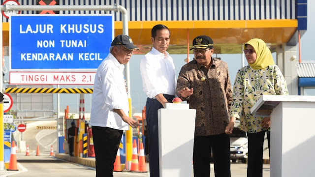 Jokowi Resmikan Tol Gempol - Pasuruan, Akhir 2018 Tol Merak - Pasuruhan Sudah  Operasinal