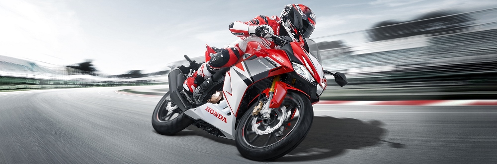 Promo Kredit Harga HONDA CBR150R STANDARD ABS REPSOL Klaten Surakarta Solo Sragen Boyolali Wonogiri Sukoharjo Salatiga Semarang Wonosobo Magelang Karanganyar Jogja Tegal Brebes Jatibarang