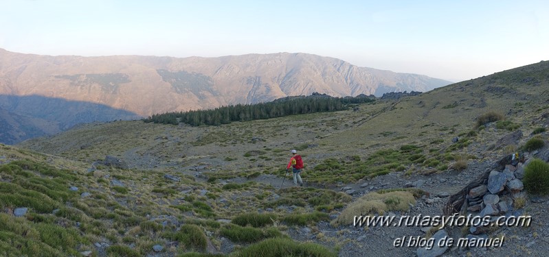 Puntal de Siete Lagunas desde Trevélez (Sierra Nevada)