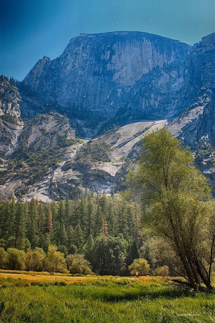 Yosemite National Park valley geology field trip glacier granite Sierra Nevada California copyright RocDocTravel.com