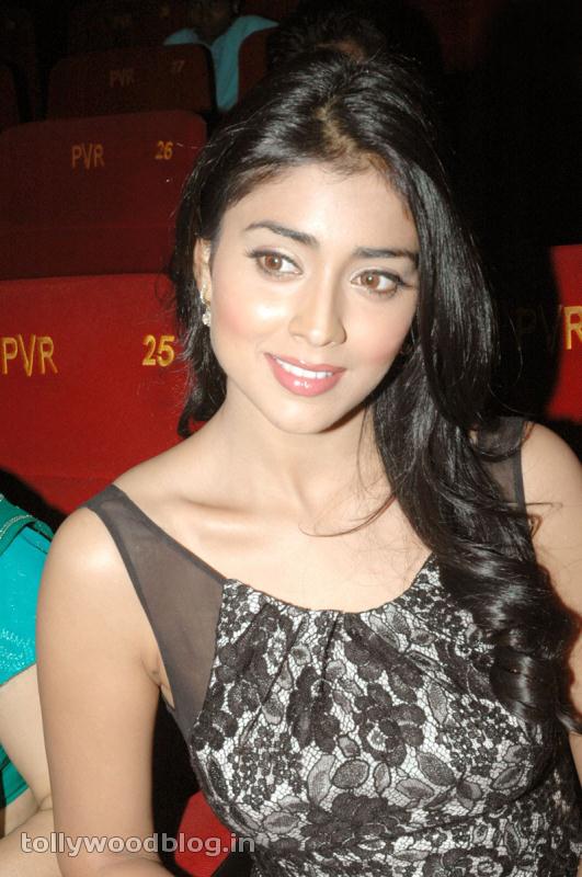 Shriya Saran Latest Photos