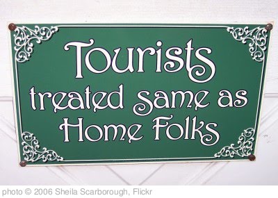 'Tourist sign Mt Dora, Florida' photo (c) 2006, Sheila Scarborough - license: http://creativecommons.org/licenses/by/2.0/