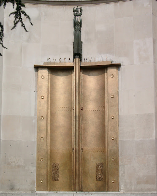 Bronze door by Louis-Jules Dideron and Raymond Sube, Palais de Tokyo, Paris