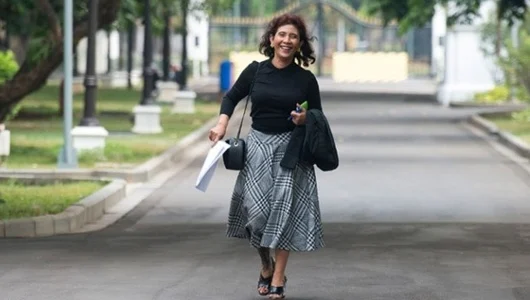 Susi Pudjiastuti Dihujat, Netizen Membela dengan Beberkan Ini