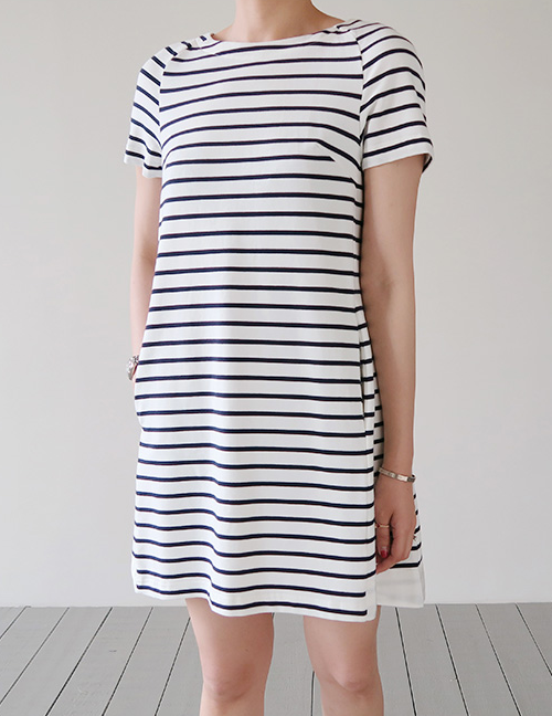  Back Pleat Striped Dress