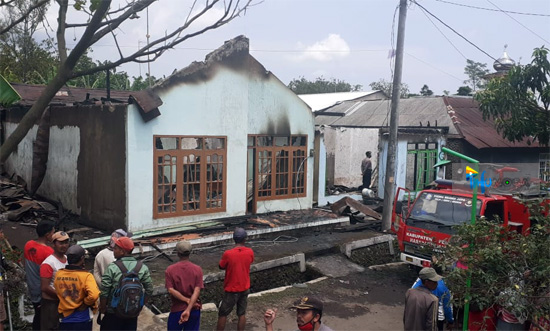 2 Rumah di Desa Sima Ludes Terbakar, Kerugian Ditaksir Ratusan Juta Rupiah