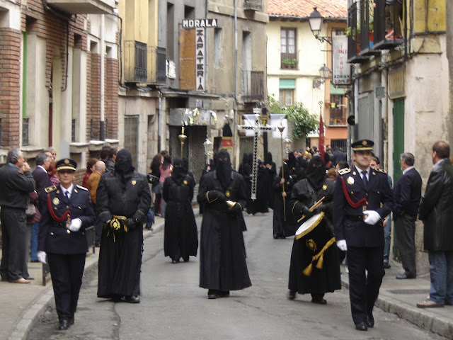 Semana Santa en León | Procesiones + recorrido urbano 