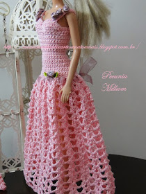 Barbie com Vestido de Festa de Crochê Modelo 2  Criação de Pecunia M. M. 6