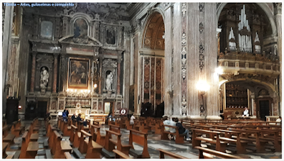 Napoli; Palazzo Sanseverino; Chiesa del Gesù Nuovo; Igreja barroca