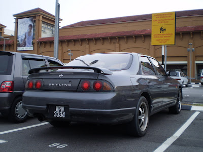 Skyline R33 4 doors