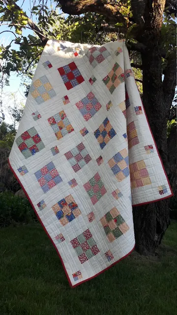 floating boxes quilt