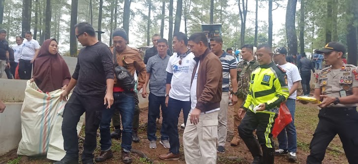 Kapolda Sulsel dan Rombongan Kunjungi Obyek Wisata Hutan Pinus Malino