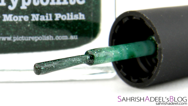 piCture pOlish Kryptonite by More Nail Polish - Review & Swatches