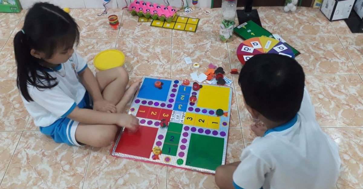 Dạy toán tư duy cho trẻ thông qua trò chơi