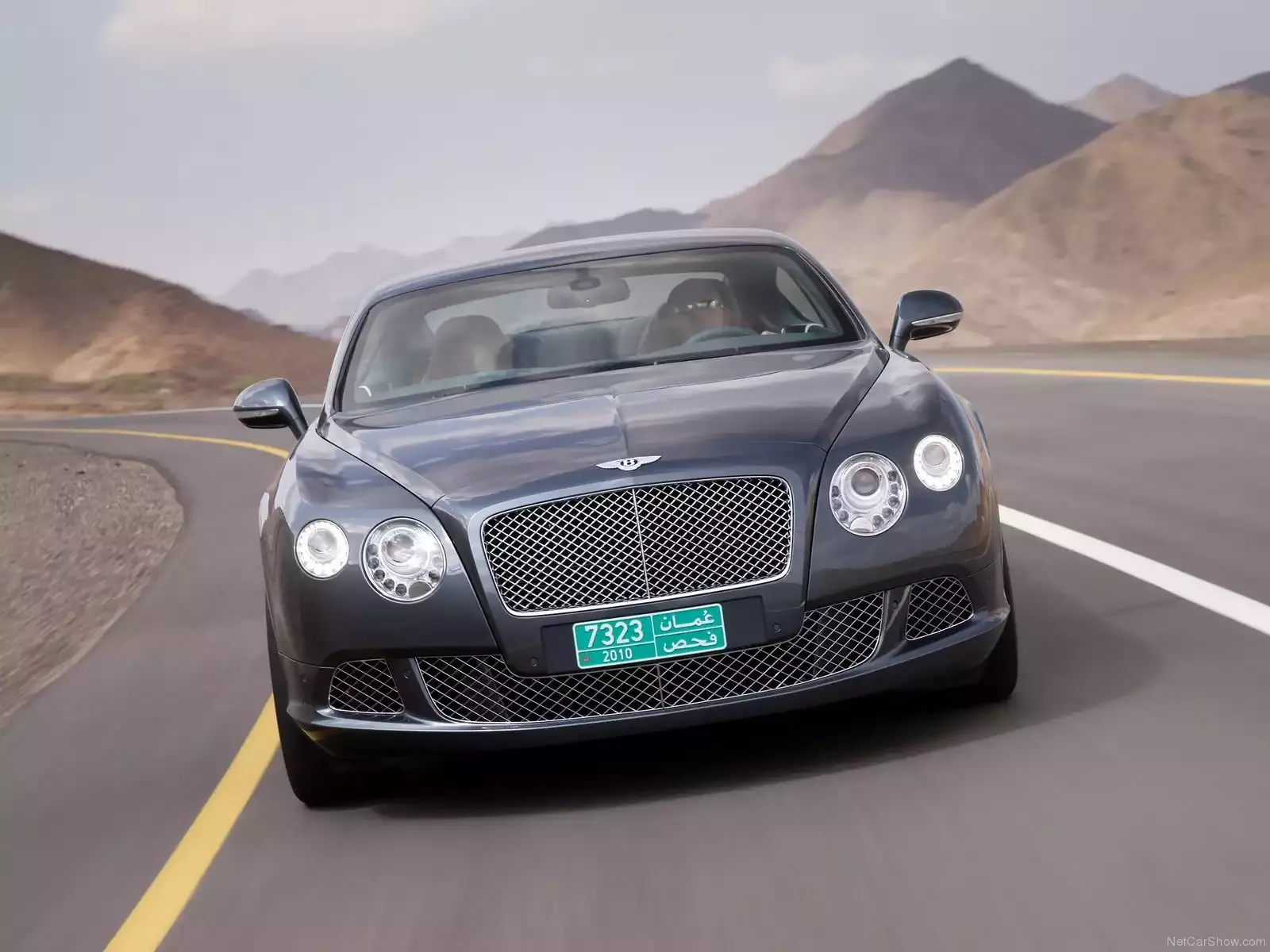 Hình ảnh xe ô tô Bentley Continental GT 2012 & nội ngoại thất