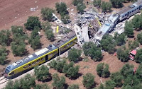 Risultati immagini per pugli scontro tra due treni