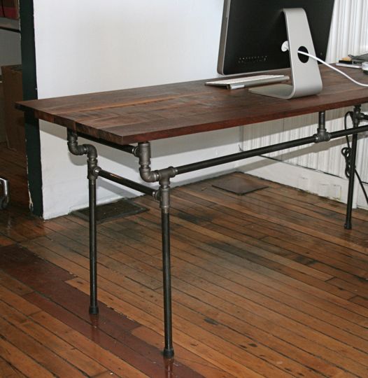 inspiring esby: DIY industrial desk