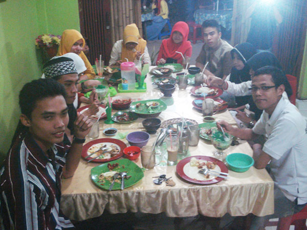 Bukber Alumni MA PIP (Edisi 2013)