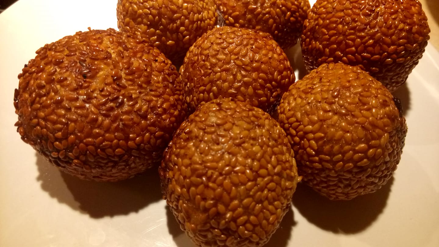 Sesame Glutinuous Rice Balls 煎堆 Deelishrecipes Com Cooking Baking