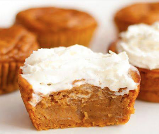 PUMPKIN PIE CUPCAKES