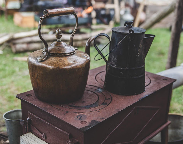 Rustic stovetop photo by Clem Onojeghuo via Unsplash