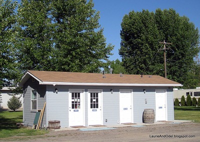 Office, Laundry, Restrooms at RV C&C