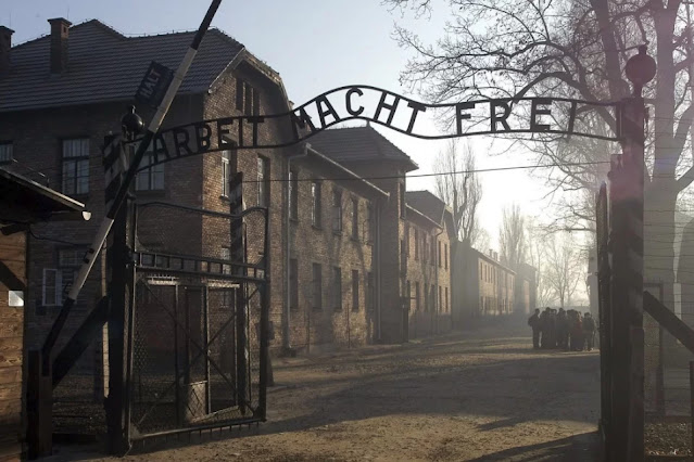 Hoje na História - A libertação de Auschwitz.