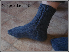 Free sock pattern with cable
