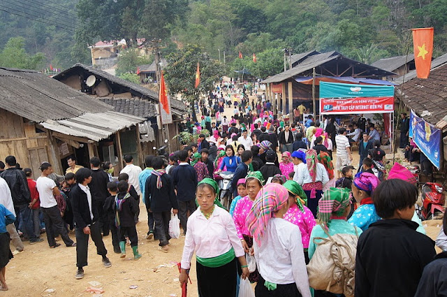 Khau Vai Love Market in Ha GIang