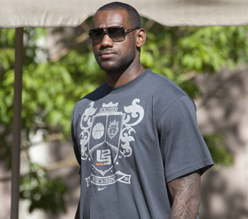 lebron james mother delonte west affair. Many SAY That LeBron James#39;