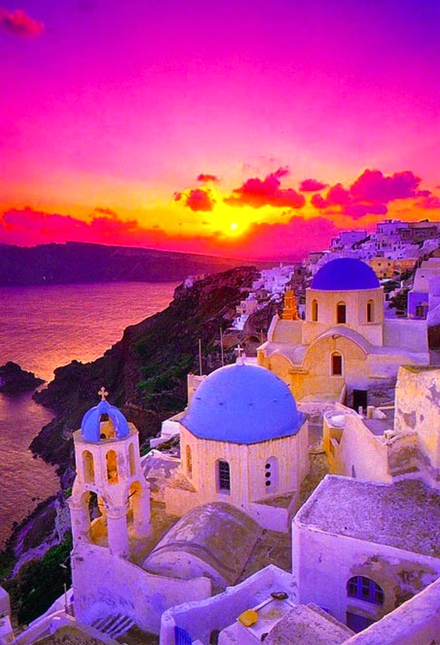 Santorini, Greece | 10 Places to See Beautiful Sunset Around The World